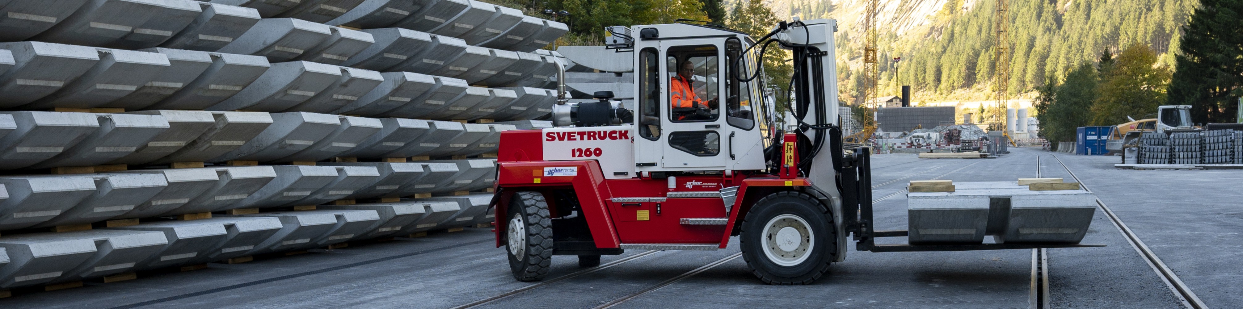 svetruck-schwerlaststapler-mieten-gotthard.jpg