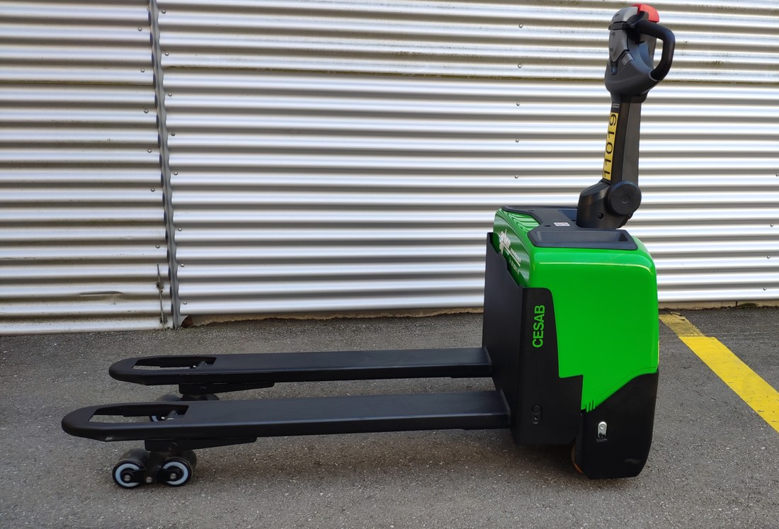 Niederhubwagen CESAB P113 Niederhubwagen-CESAB-Aktion-Günstig1.jpg