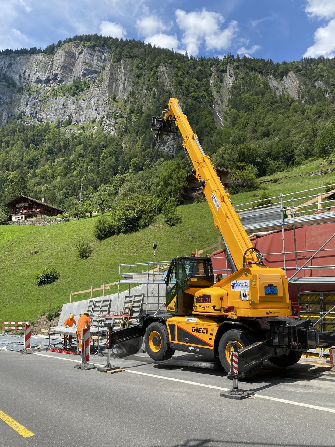 DIECI-Teleskoplader-Oberdreher-Bau-Baustelle (1).jpg