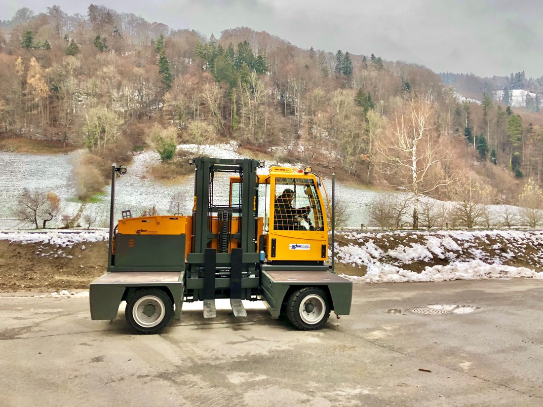 BAUMANN-Sideloader-Switzerland-Arbor1.jpg BAUMANN-Sideloader-Switzerland-Arbor1.jpg