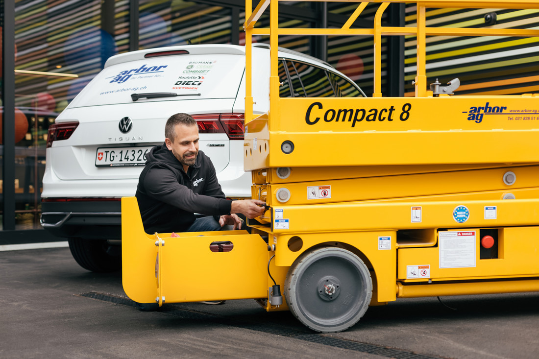 Arbor-AG-Kundendienst-Servicetechniker-Verkauf.jpg