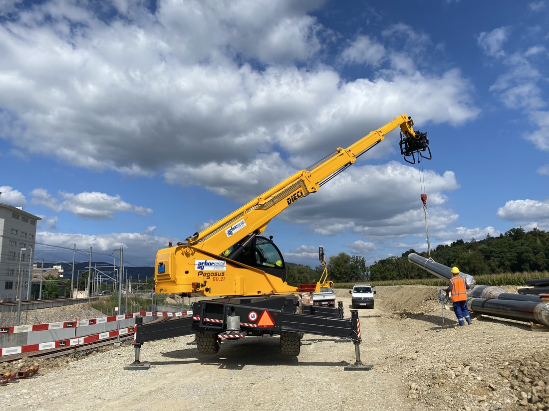 DIECI Pegasus - Chargeur télescopique en action sur un chantier de construction Teleskoplader-DIECI-Baustelle-Arbor-AG.jpg