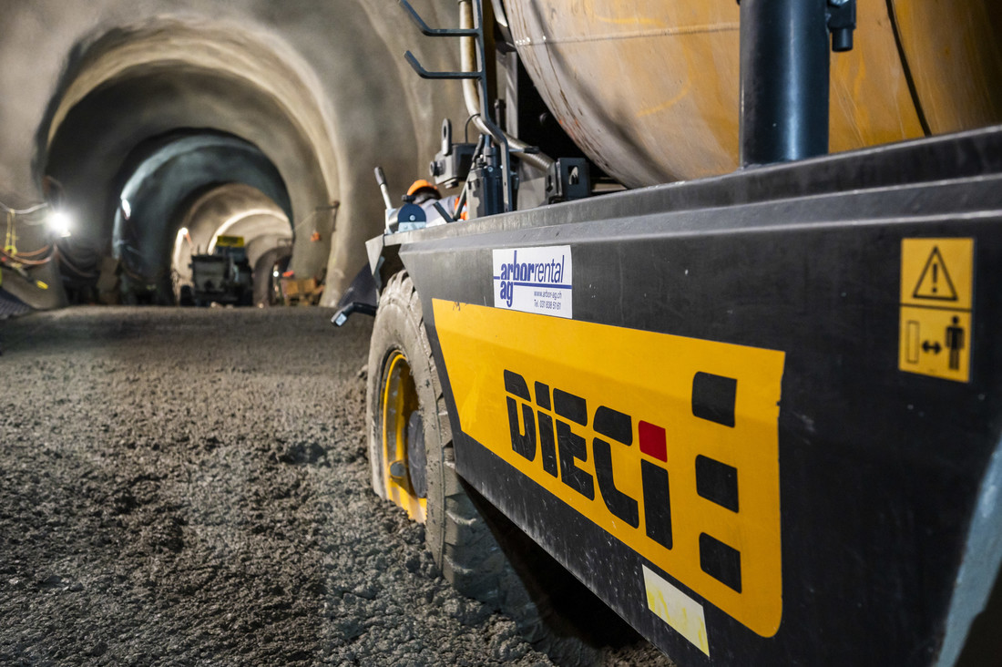 DIECI-Dumper-Fahrmischer-Tunnelbau.jpg