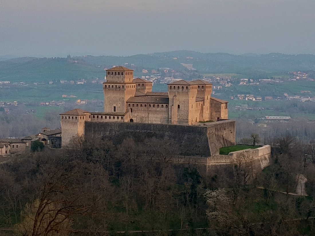 arbor-schulung-dieci-italien-schloss-torrechiara.jpg